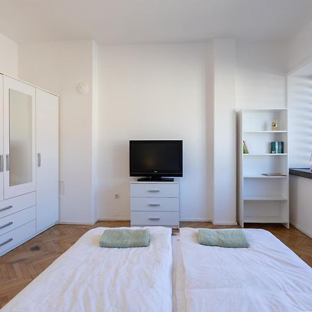 1Bdr Flat In Center Of Sofia Vitoshka Blvd公寓 外观 照片
